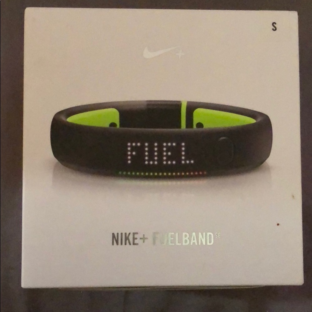 Nike fuelband black and green